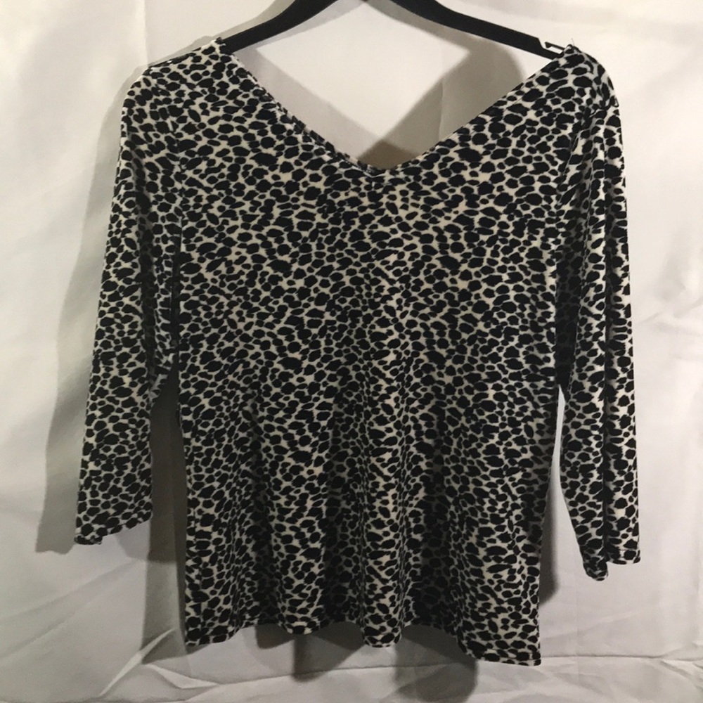 KATHIE LEE CHEETAH PRINT pullover top size large